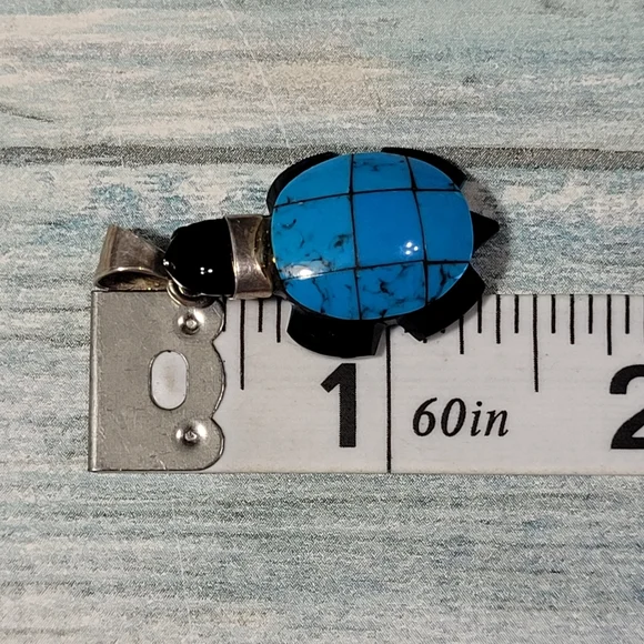 🎉HP🎉Onyx Turtle Pendant. - Picture 8 of 8